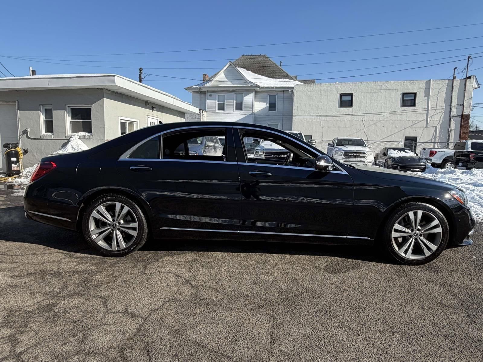 Used 2020 Mercedes-Benz S 450 4MATIC Sedan w/ Premium Package image 10