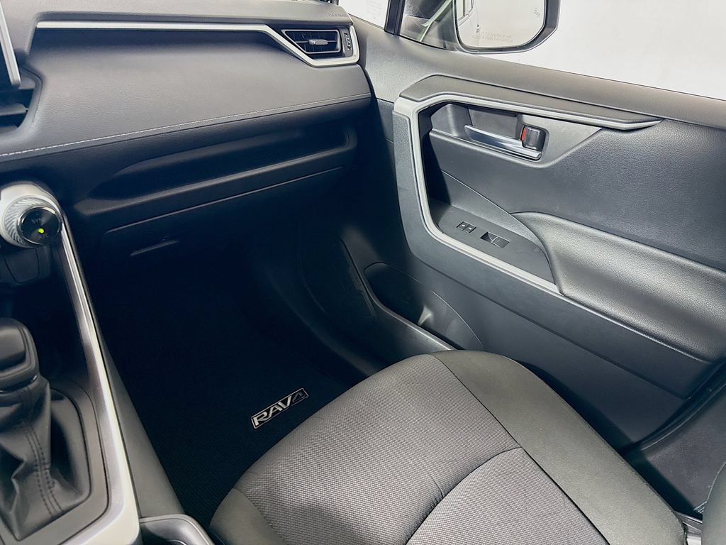 Certified 2025 Toyota RAV4 XLE AWD/4WD image 21