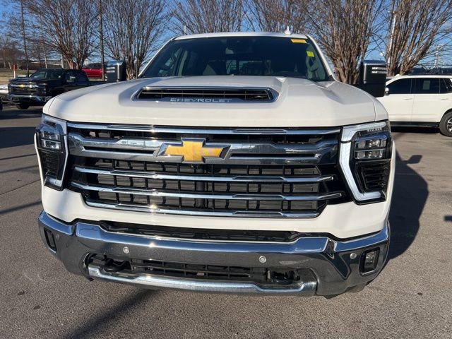Used 2024 Chevrolet Silverado 2500 LTZ w/ LTZ Plus Package image 12