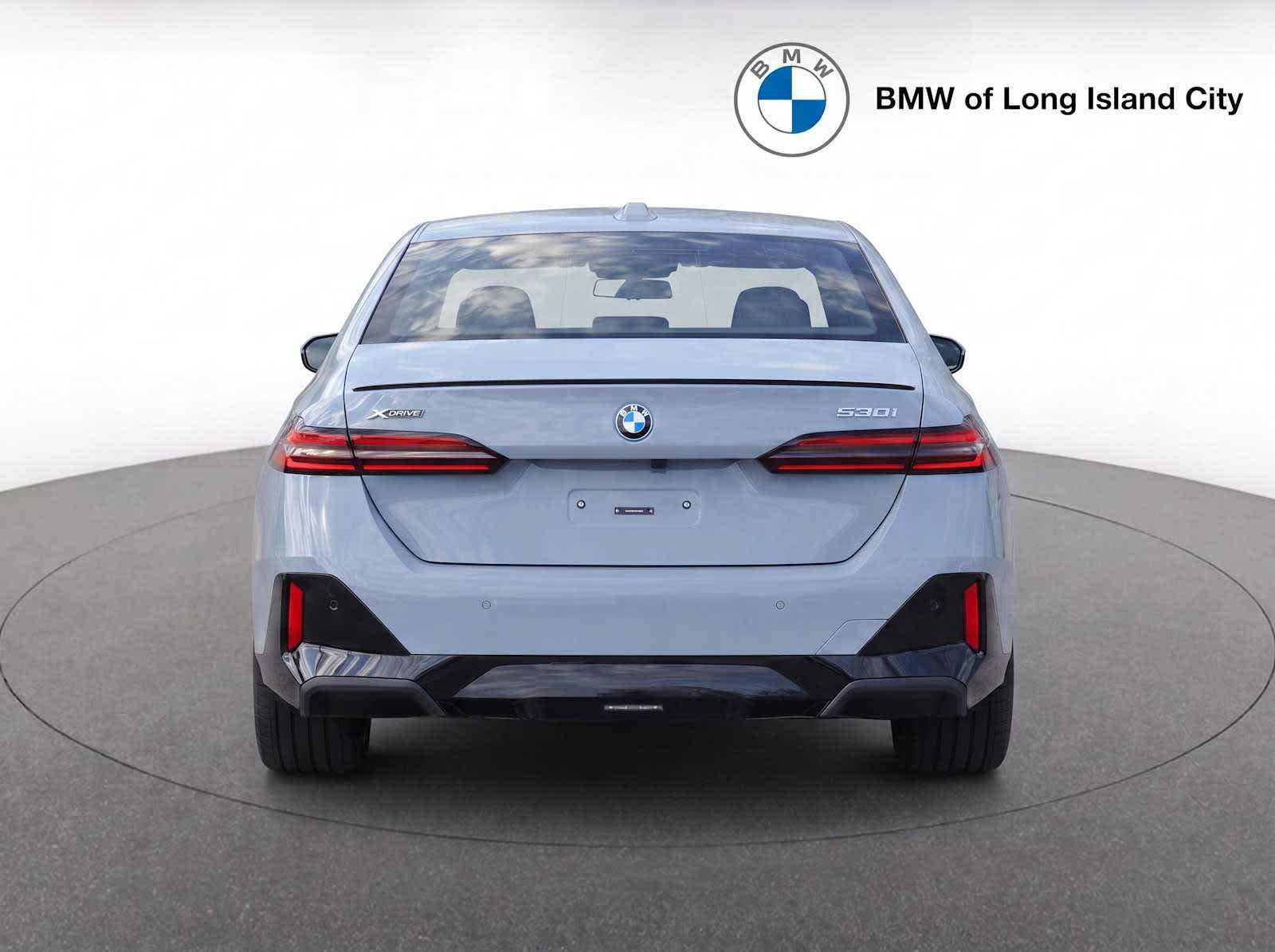 New 2027 BMW 530i xDrive w/ M Sport Package AWD/4WD image 6