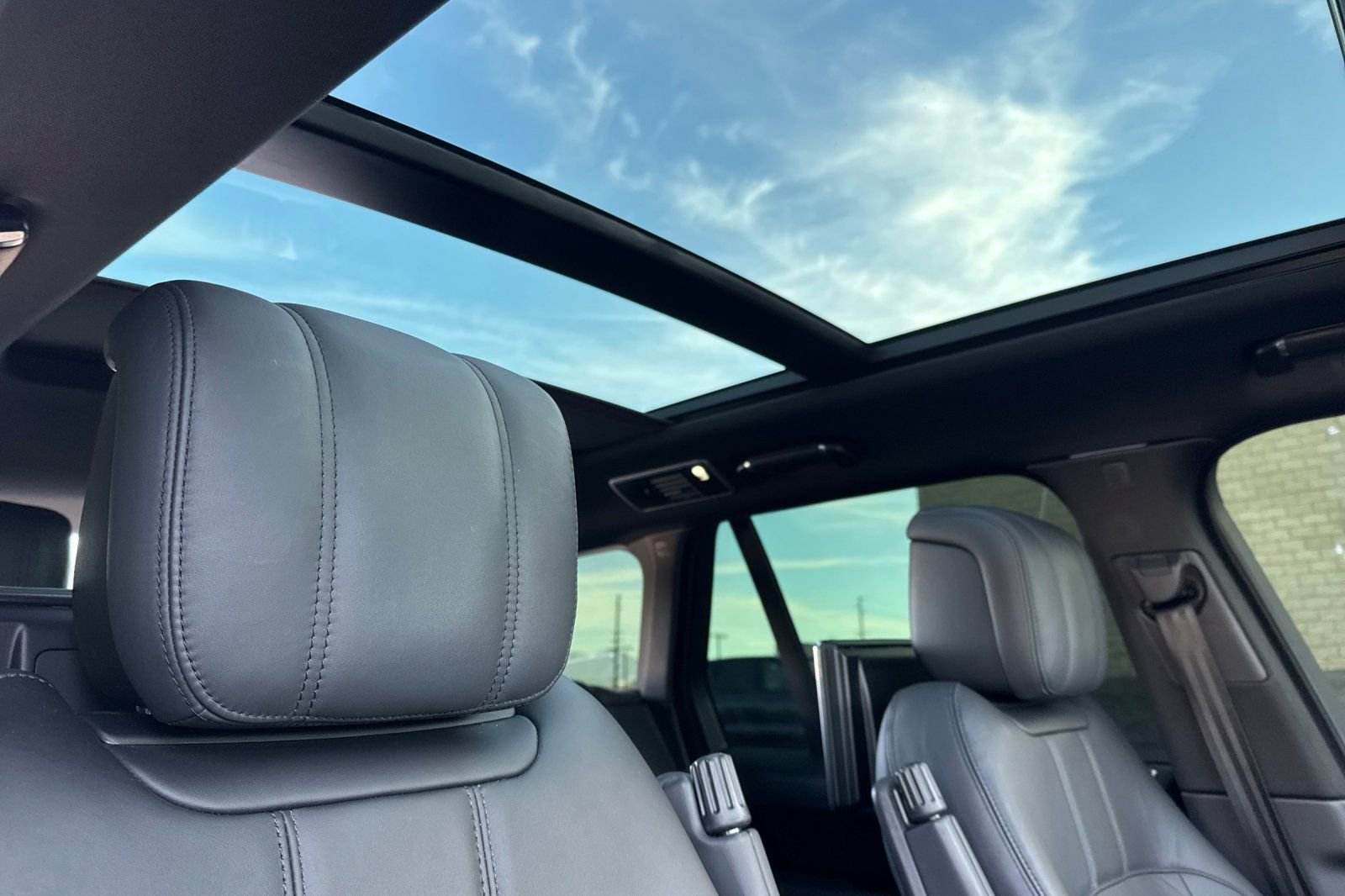 Certified 2022 Land Rover Range Rover Westminster Edition image 17