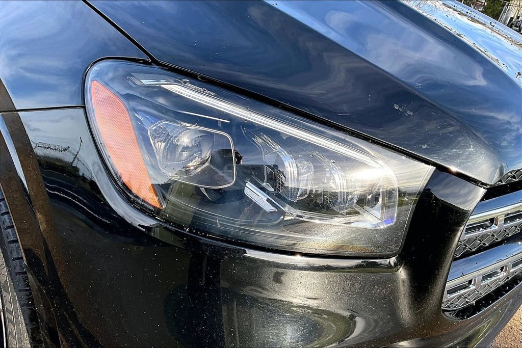 Used 2020 Mercedes-Benz GLS 580 4MATIC image 28