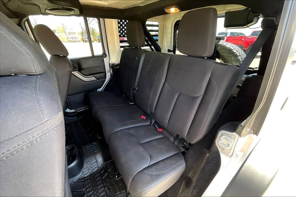 Used 2014 Jeep Wrangler Unlimited Sport w/ Quick Order Package 24S AWD/4WD image 7