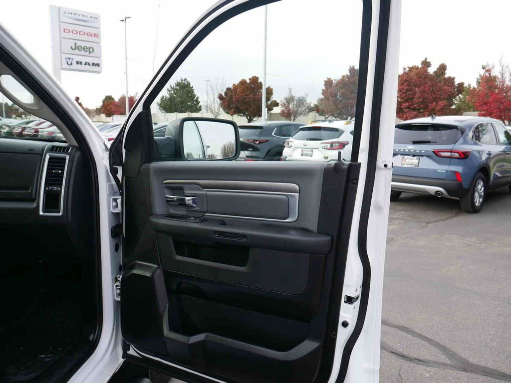 Used 2023 RAM 1500 Classic SLT w/ Electronics Convenience Group image 25