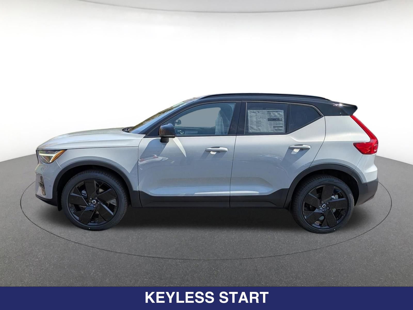 New 2026 Volvo XC40 B5 Ultra w/ Climate Package AWD/4WD image 2