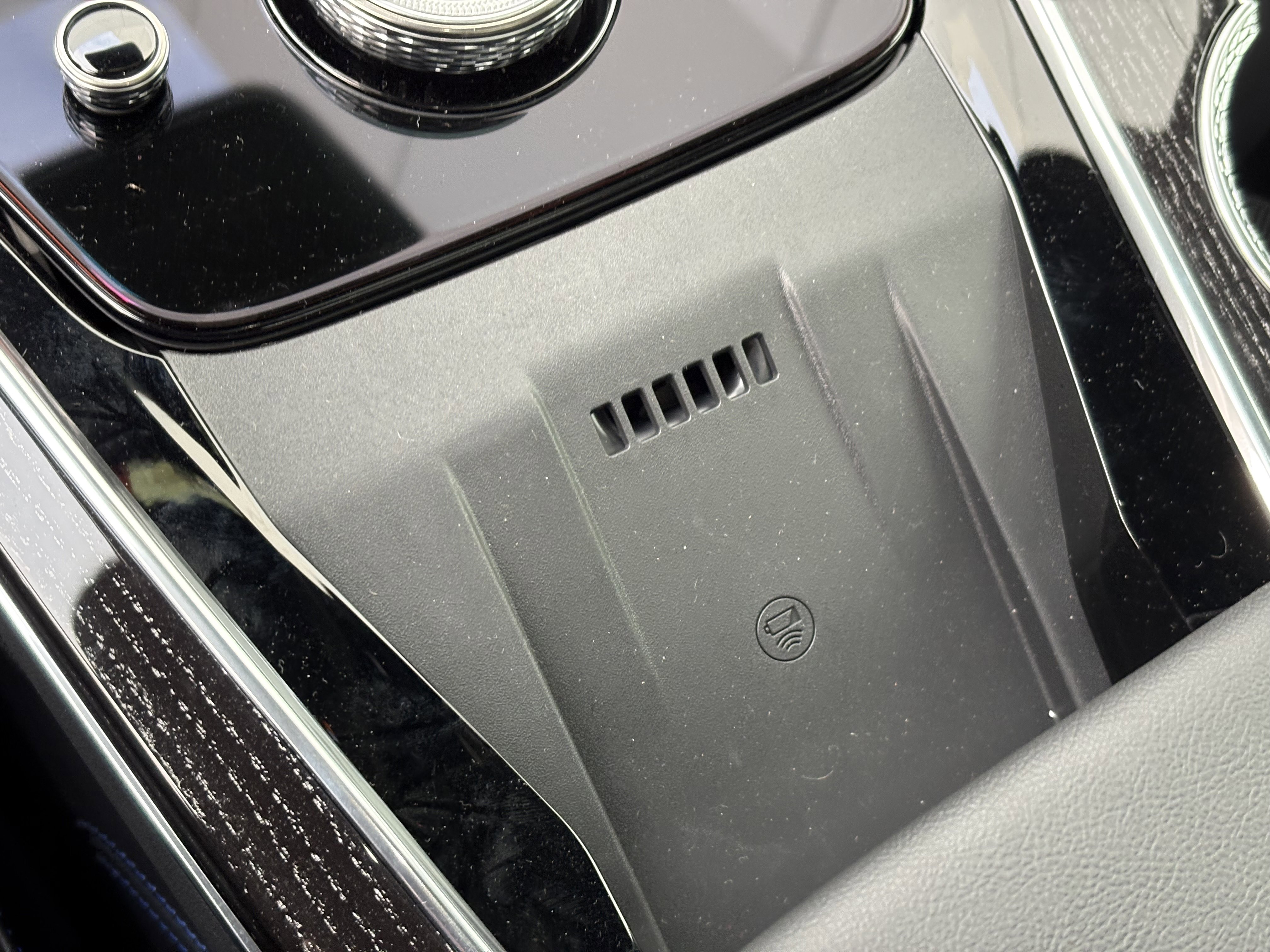 New 2026 Cadillac Escalade IQL Luxury image 31