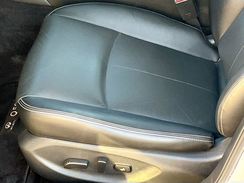 Used 2023 INFINITI Q50 Luxe w/ Cargo Package image 19