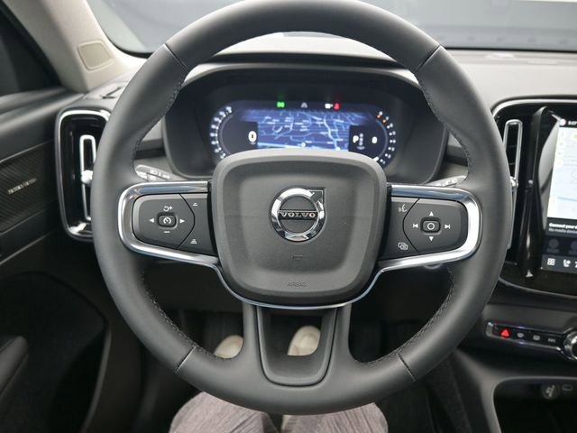 New 2026 Volvo XC40 B5 Ultra w/ Protection Package Premier image 22