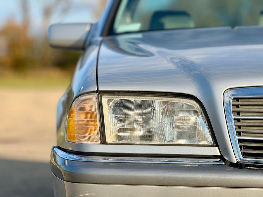 Used 1999 Mercedes-Benz C 230 image 22
