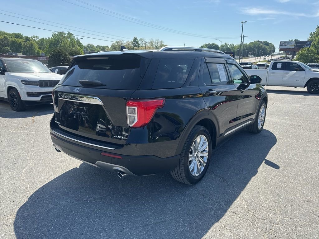 Used 2022 Ford Explorer Limited w/ Equipment Group 301A image 5
