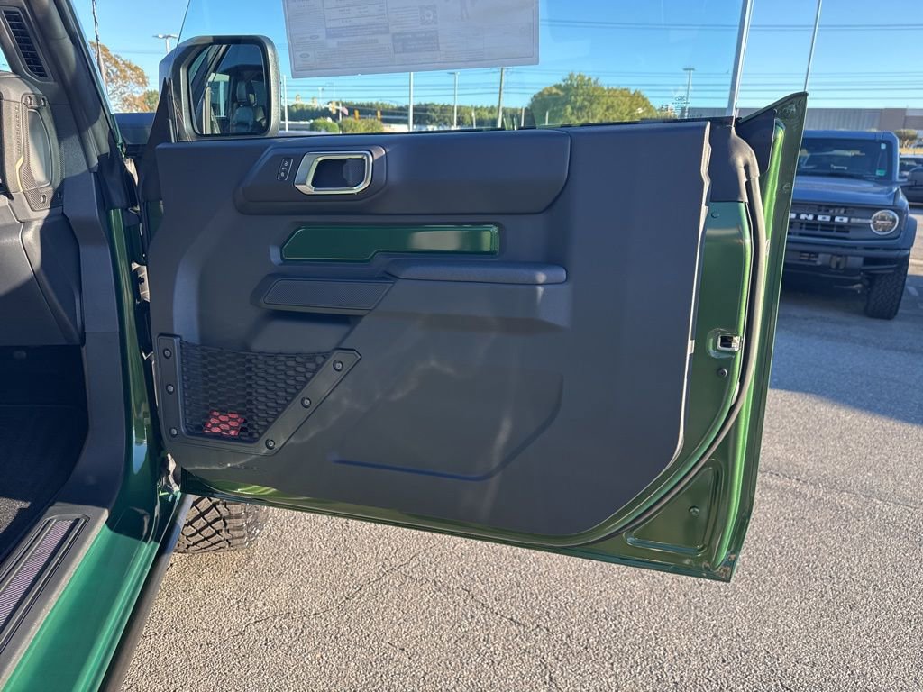 New 2025 Ford Bronco Badlands image 17