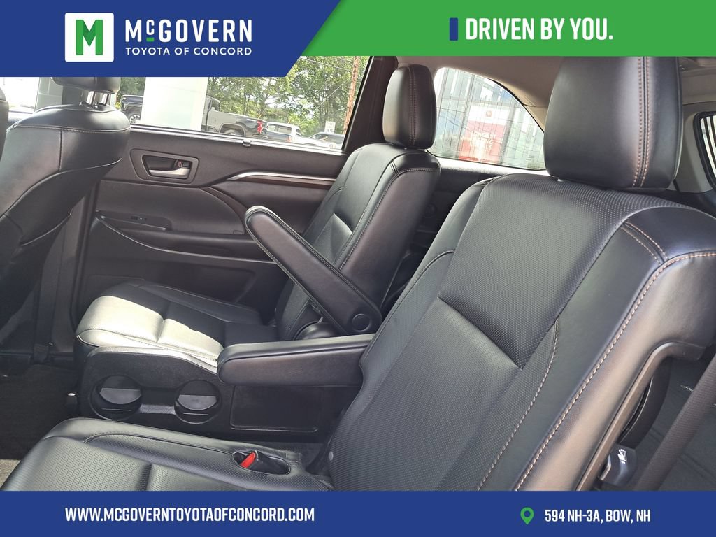 Used 2016 Toyota Highlander Limited AWD/4WD image 19