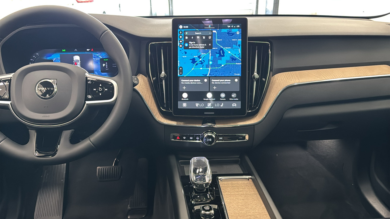 New 2026 Volvo XC60 T8 Plus w/ Climate Package AWD/4WD image 11
