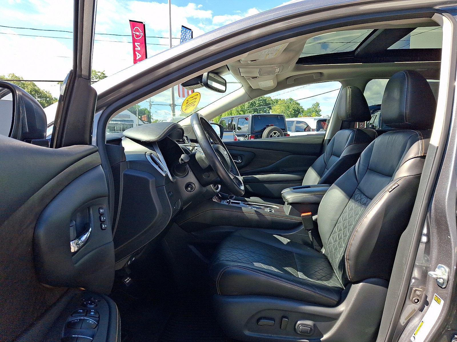 Used 2023 Nissan Murano Platinum w/ Cargo Package AWD/4WD image 15