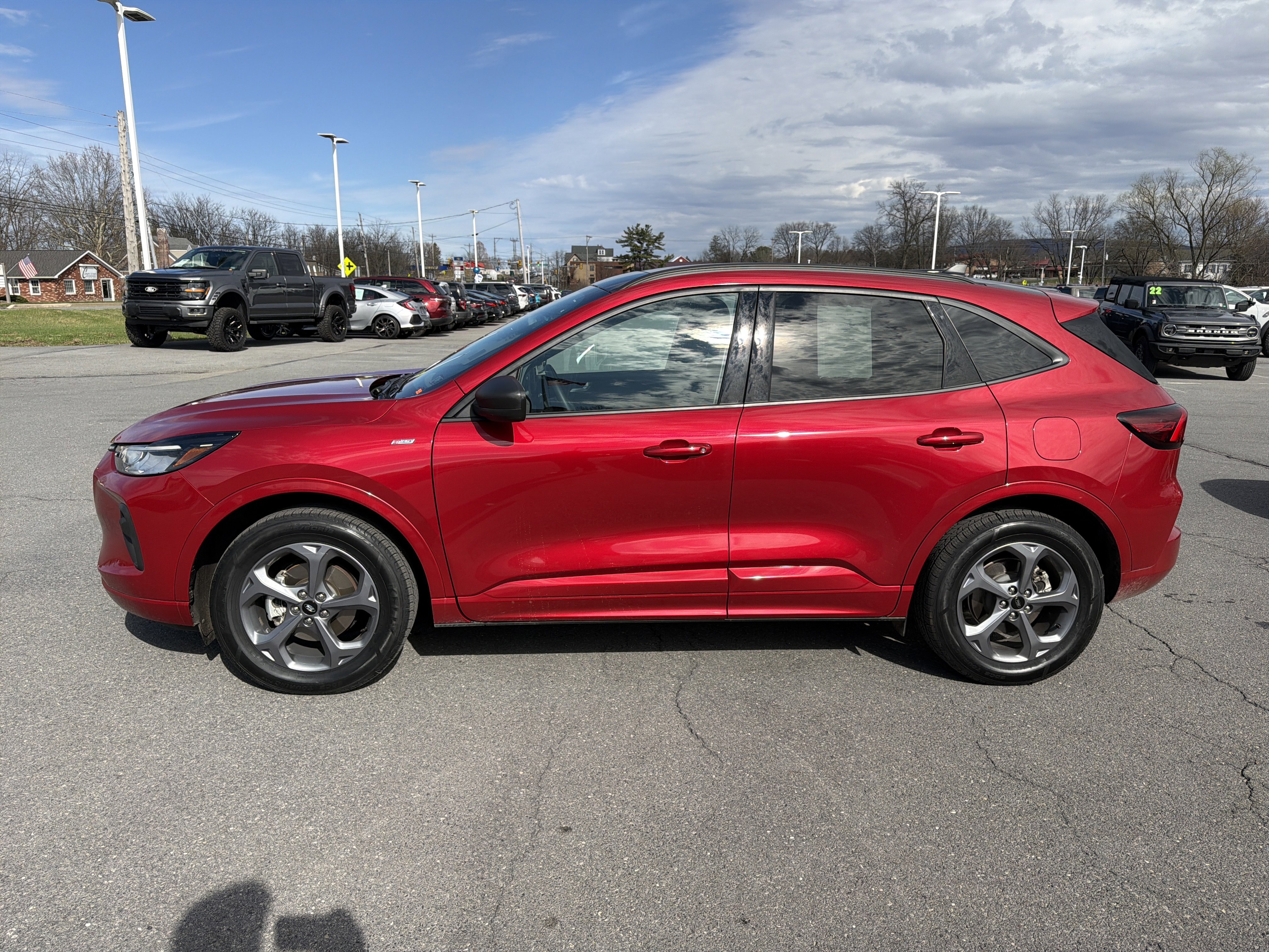 Certified 2023 Ford Escape ST-Line w/ Tech Pack #1 image 7