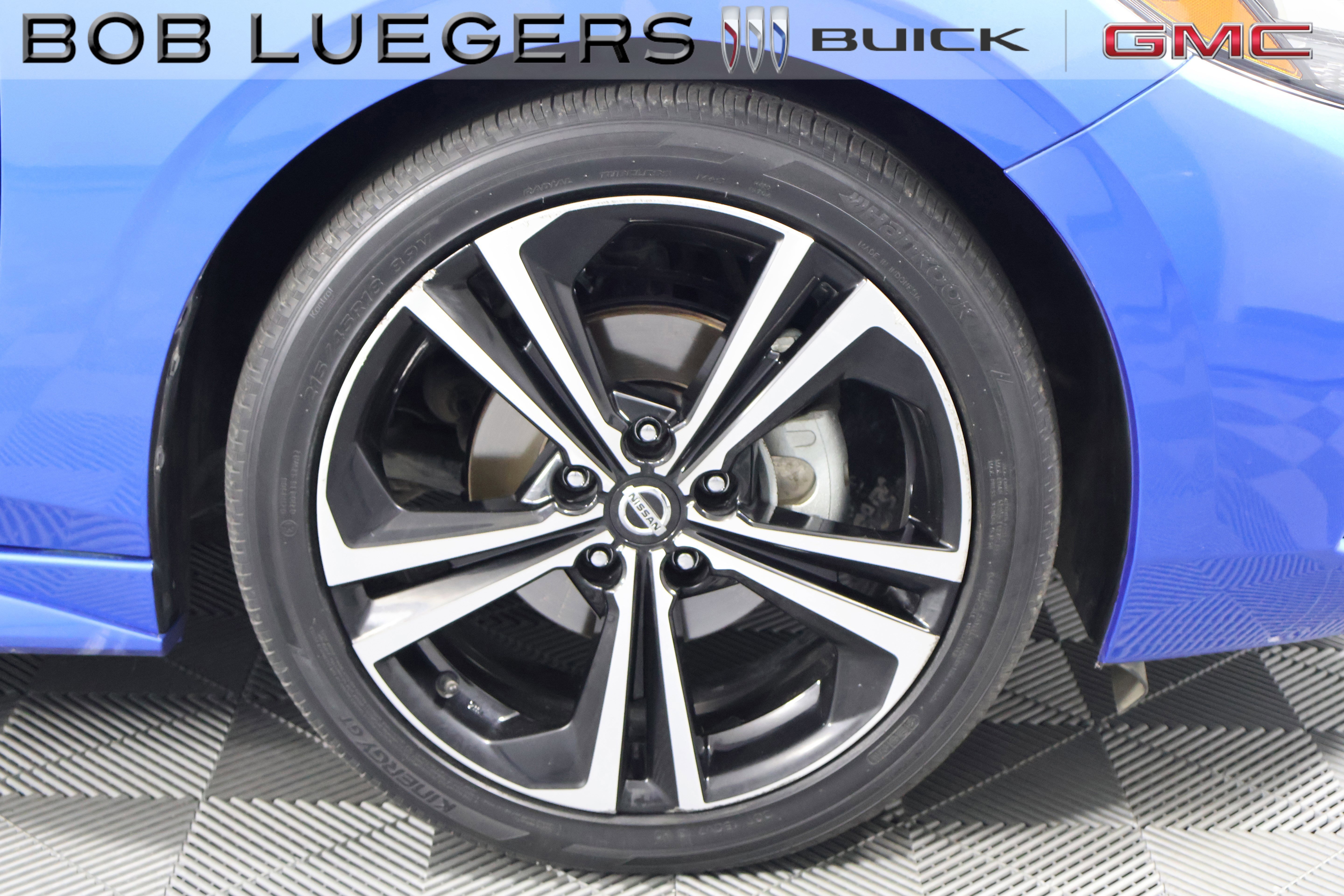 Used 2023 Nissan Sentra SR w/ Electronics Package image 3