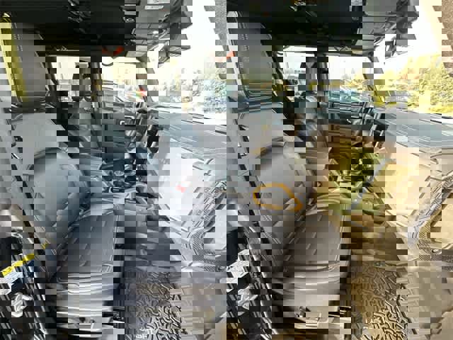 Used 2025 Ford Bronco Outer Banks image 22