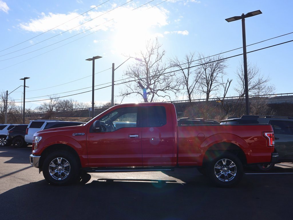 Used 2016 Ford F150 XLT w/ Equipment Group 301A Mid image 4