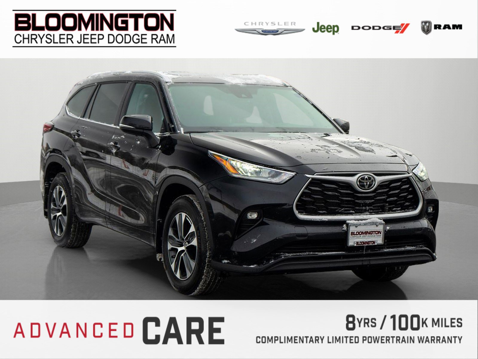 Used 2025 Toyota Highlander XLE image 1