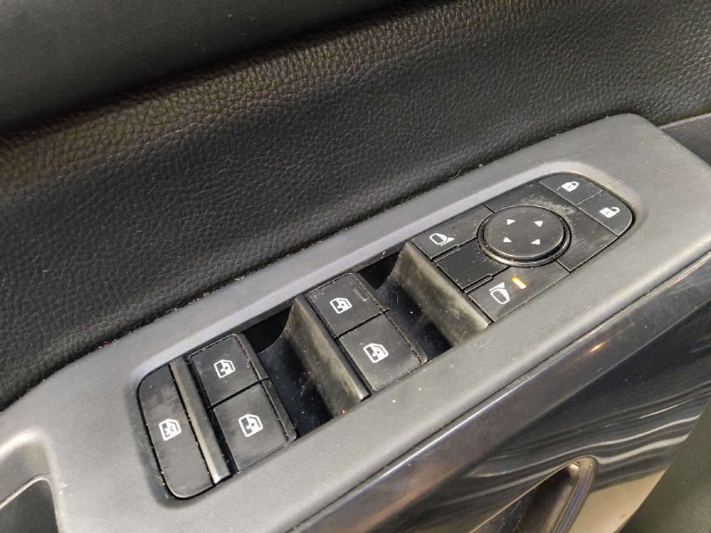 Used 2023 Nissan Pathfinder SV AWD/4WD image 27