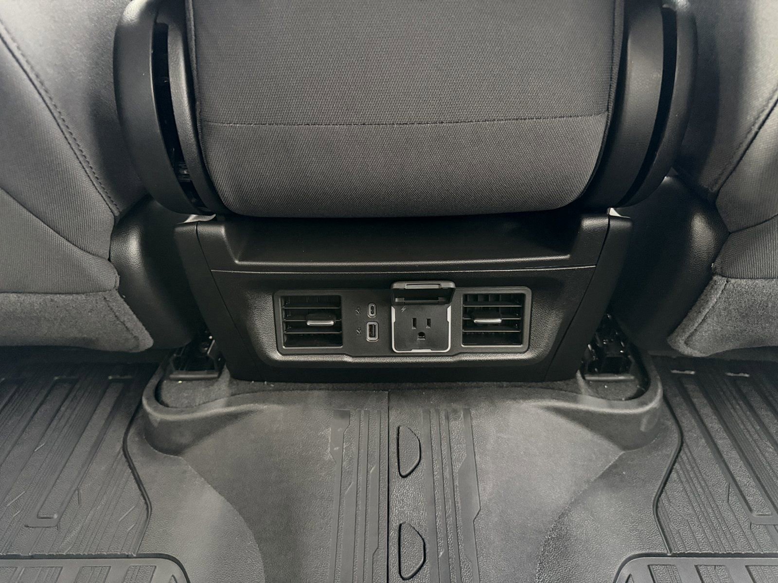 New 2026 GMC Sierra 2500 SLE w/ SLE Value Package; image 28