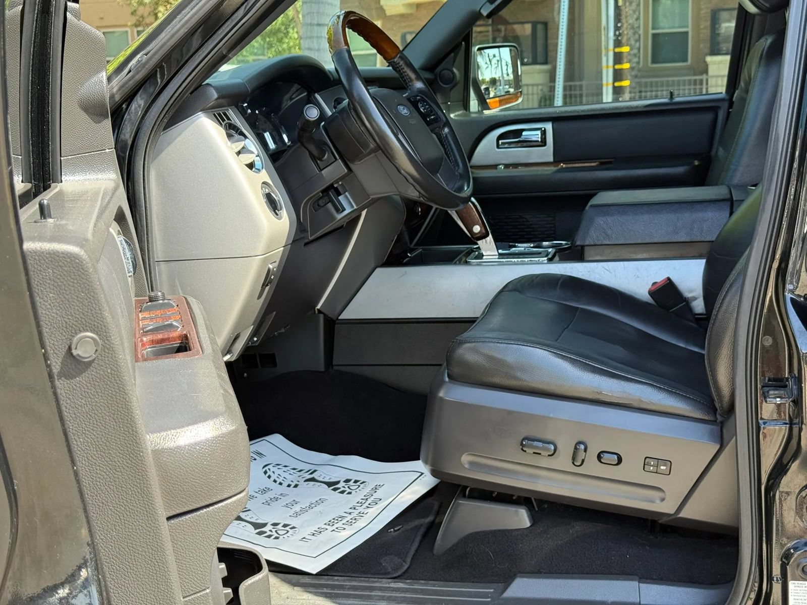 Used 2008 Ford Expedition EL Limited RWD image 15
