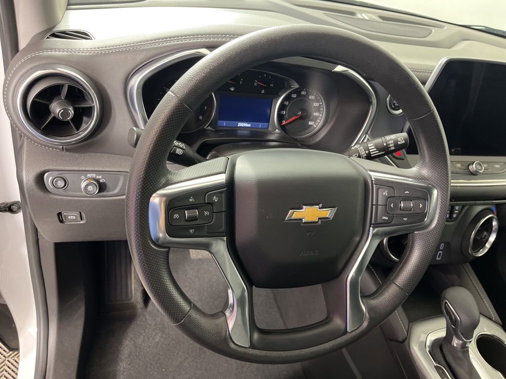 Certified 2025 Chevrolet Blazer LT image 24