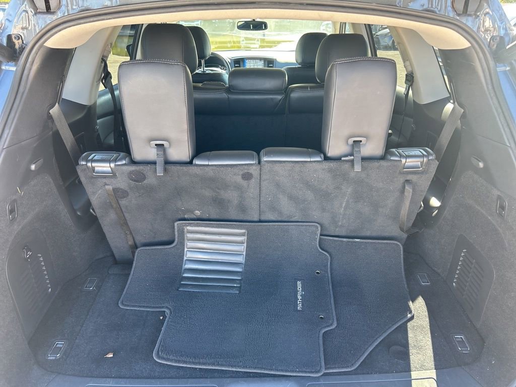 Used 2019 Nissan Pathfinder SL w/ Cargo Package image 29