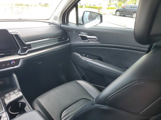 Used 2023 Kia Sportage SX FWD image 16