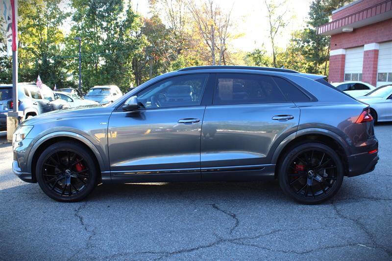 Used 2020 Audi Q8 Prestige w/ Prestige Package image 2