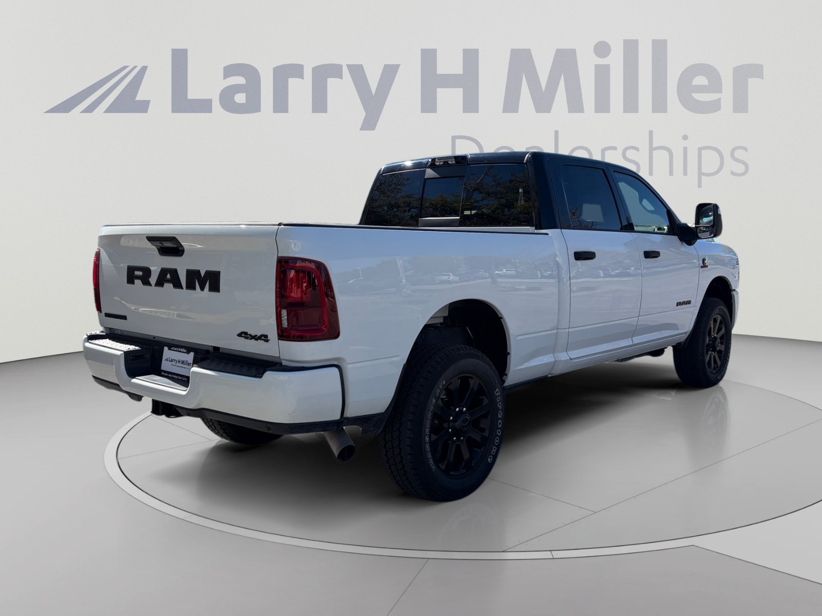 New 2026 RAM 2500 Big Horn AWD/4WD image 5