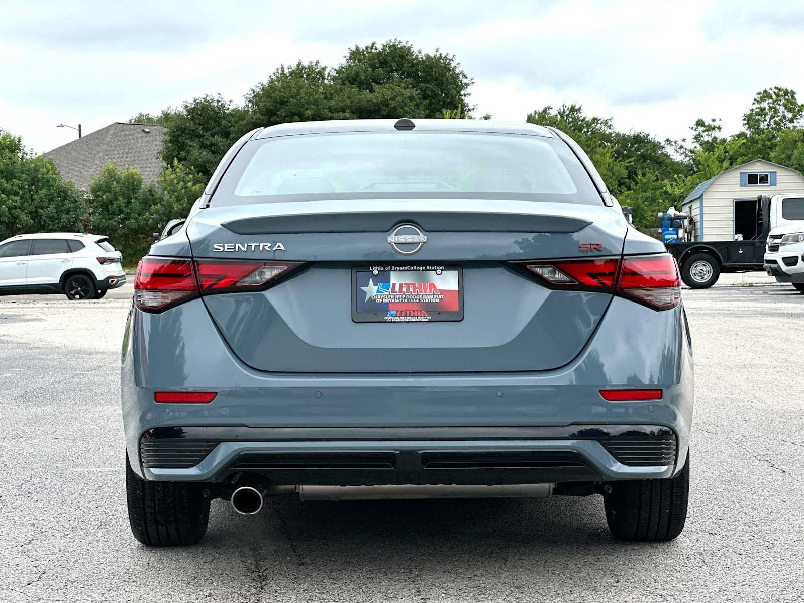 Used 2025 Nissan Sentra SR FWD image 14