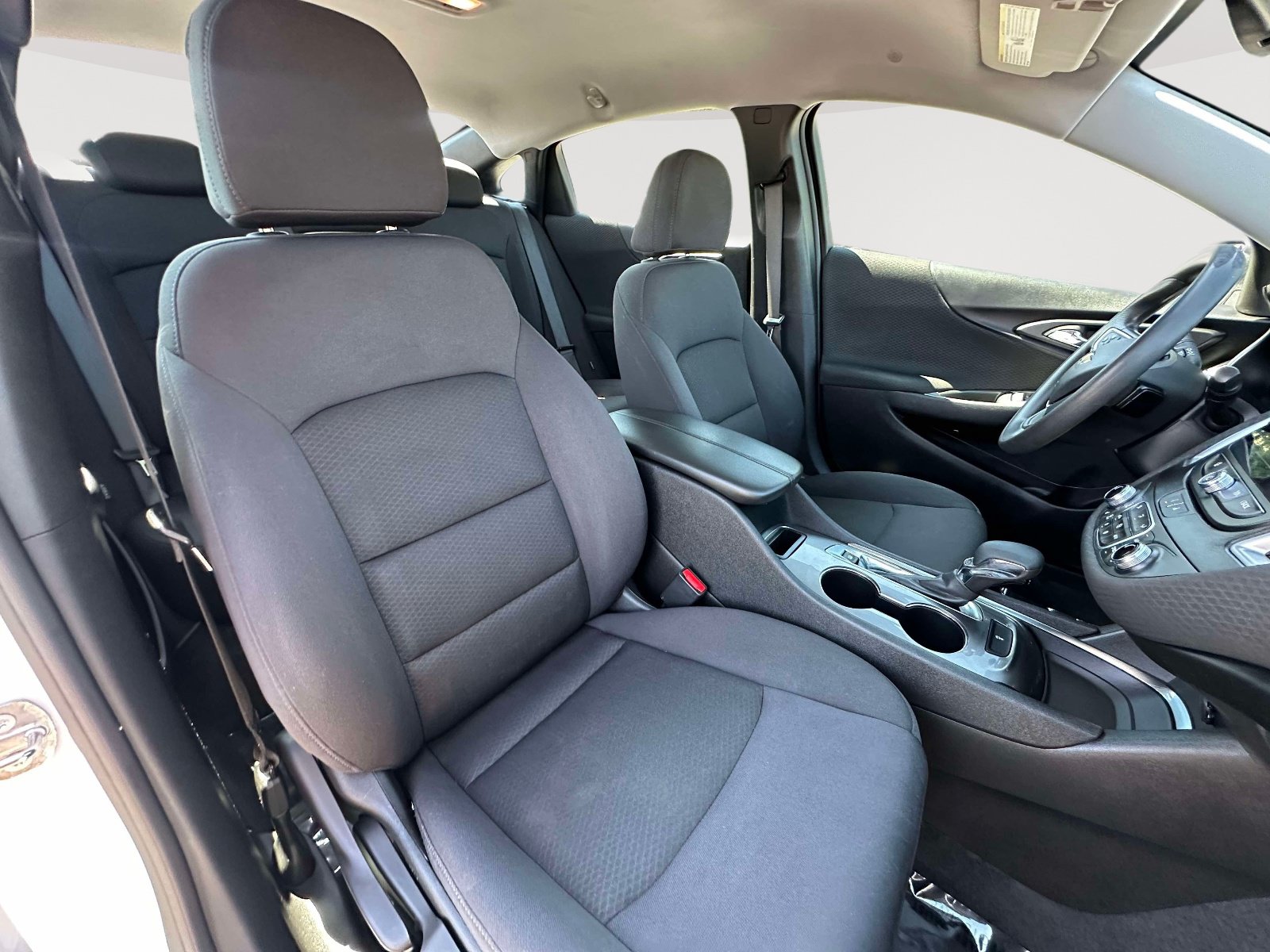 Used 2023 Chevrolet Malibu LT FWD image 26