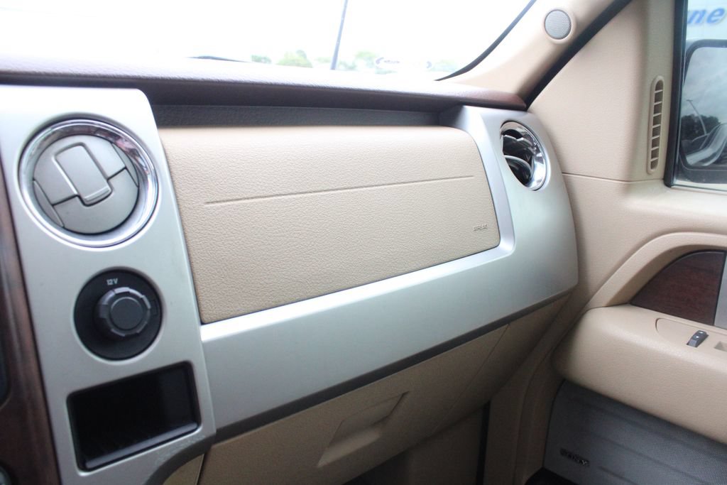 Used 2013 Ford F150 King Ranch w/ King Ranch Luxury Pkg AWD/4WD image 17