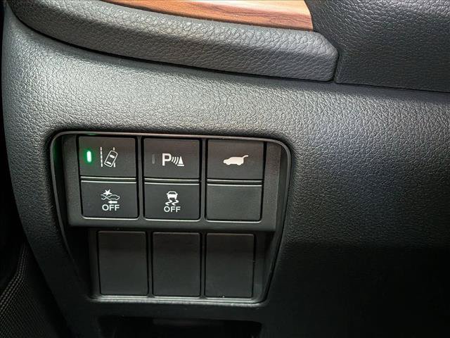 Used 2021 Honda CR-V Touring image 17