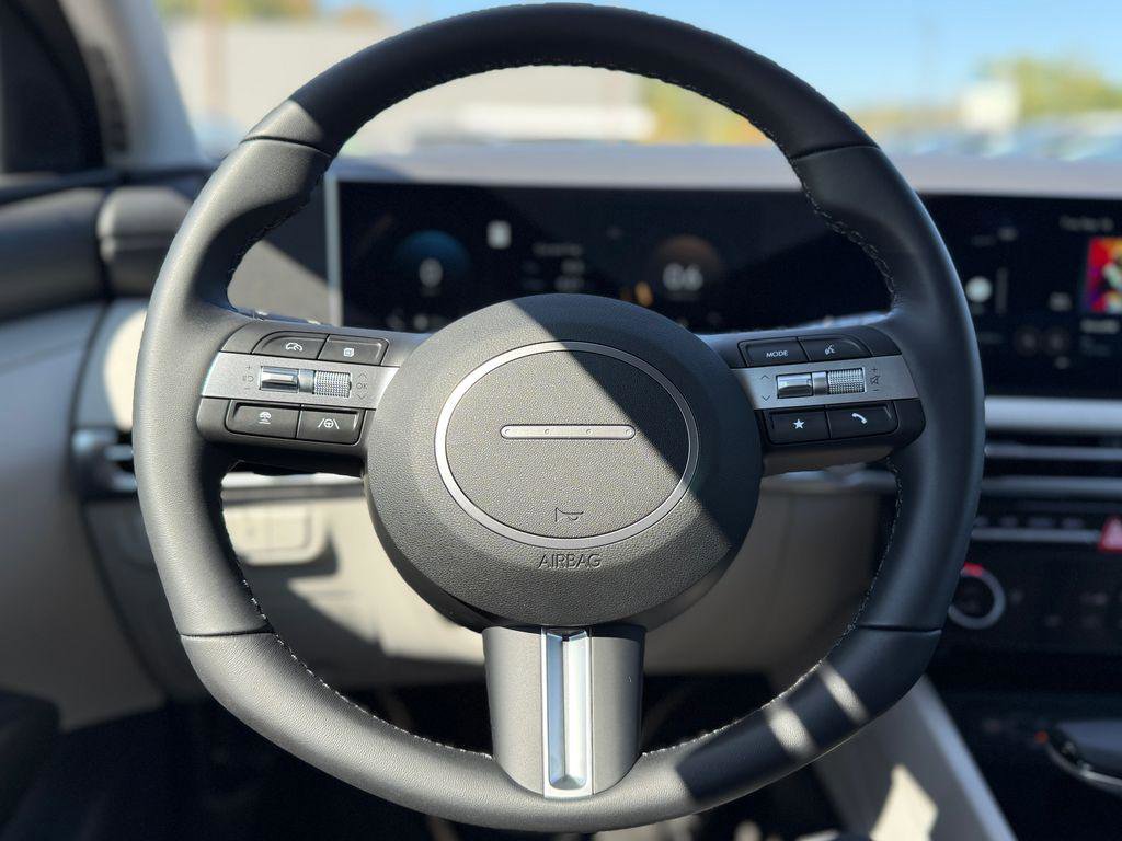 New 2026 Hyundai Tucson SEL image 11