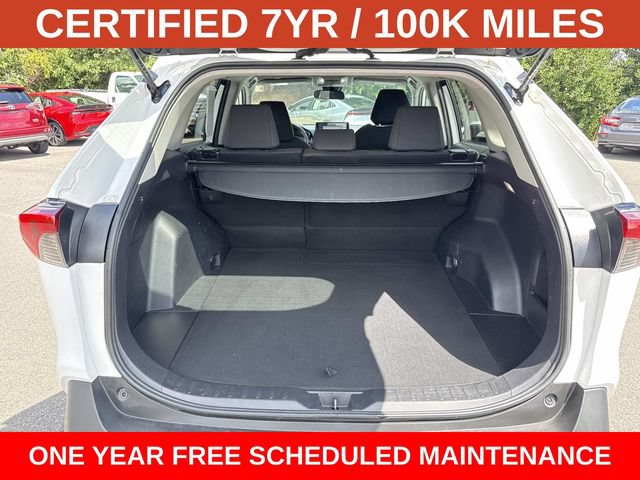Used 2022 Toyota RAV4 LE AWD/4WD image 12