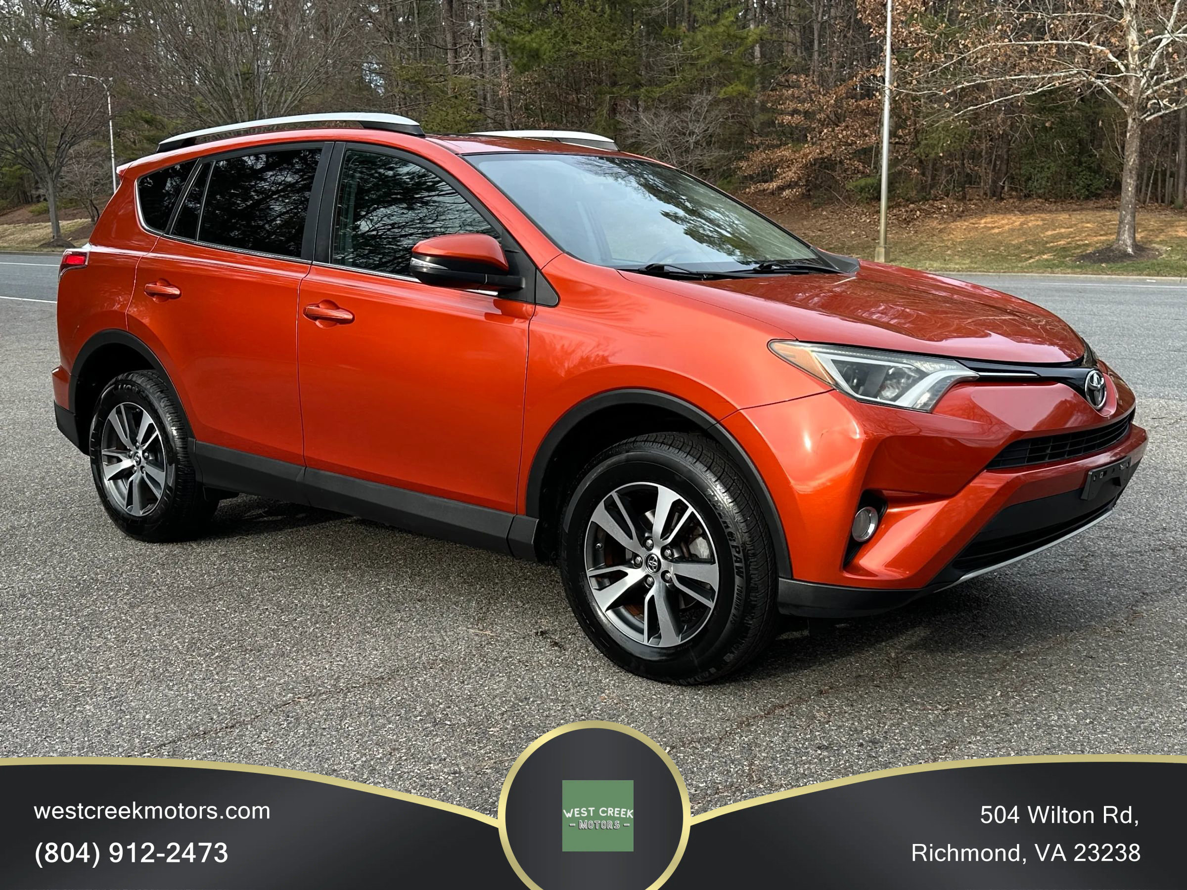 Used 2016 Toyota RAV4 XLE w/ Four Season Floor Mat Package image 2