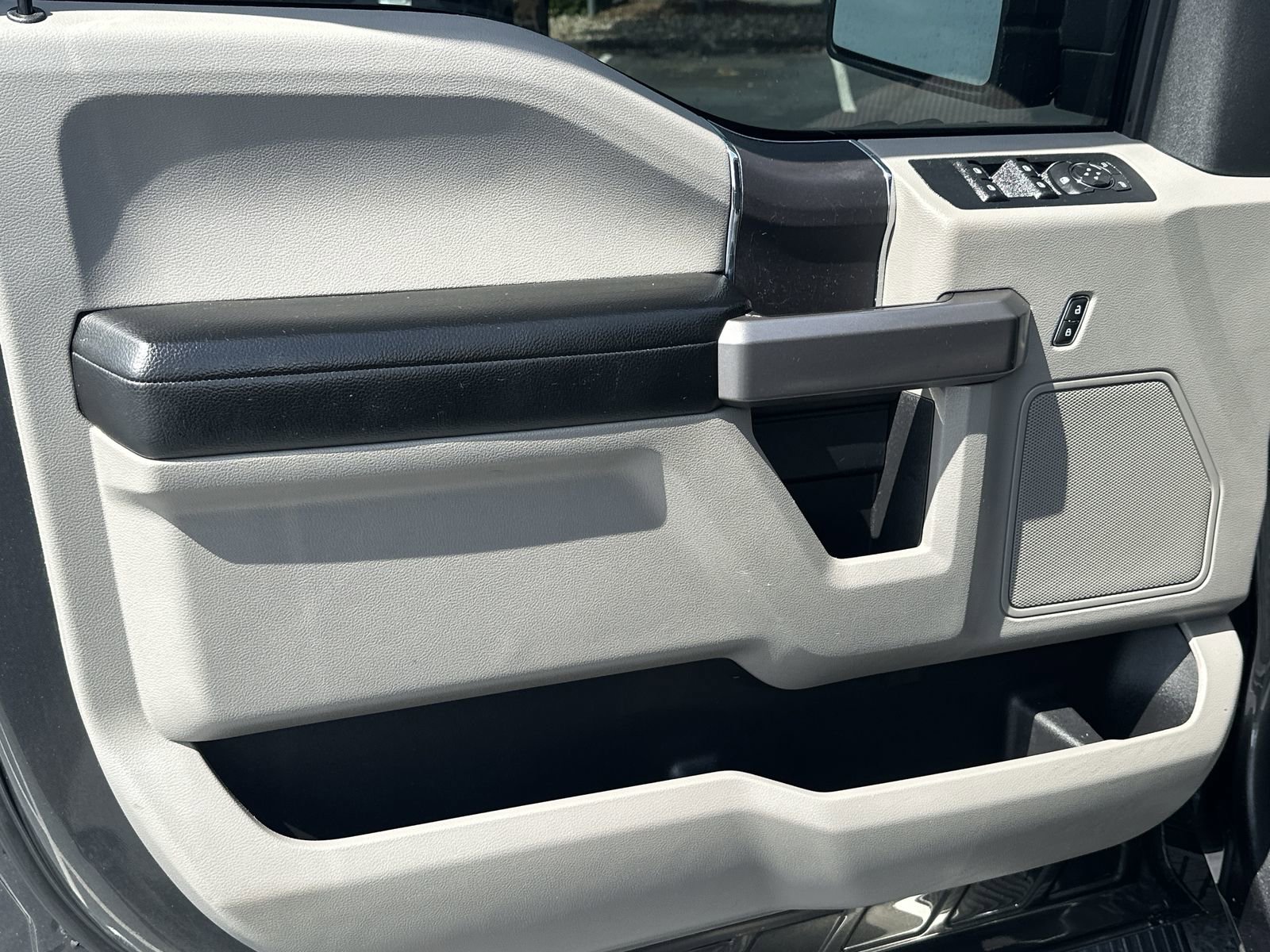 Used 2019 Ford F150 XLT AWD/4WD image 14