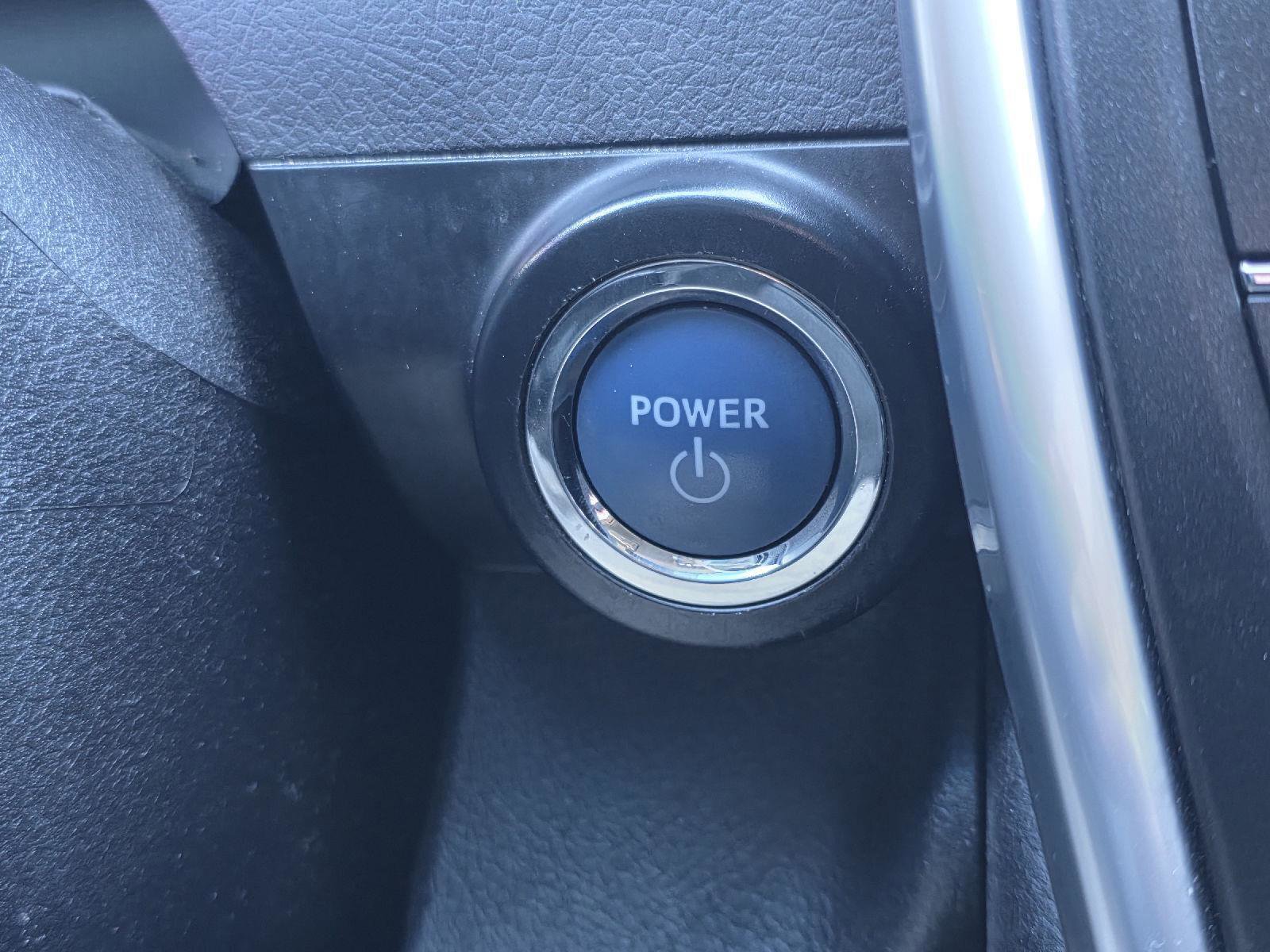 Used 2015 Toyota Camry XLE image 15