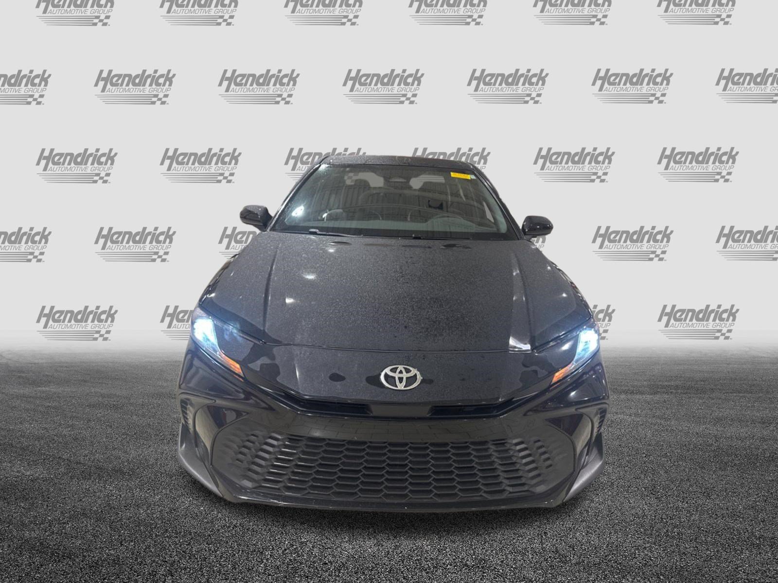Used 2025 Toyota Camry SE FWD image 37