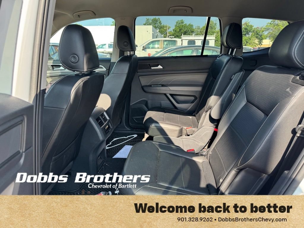 Used 2023 Volkswagen Atlas SE w/ Black Wheel Package FWD image 17