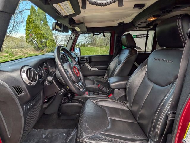 Used 2013 Jeep Wrangler Unlimited Rubicon w/ Connectivity Group AWD/4WD image 10