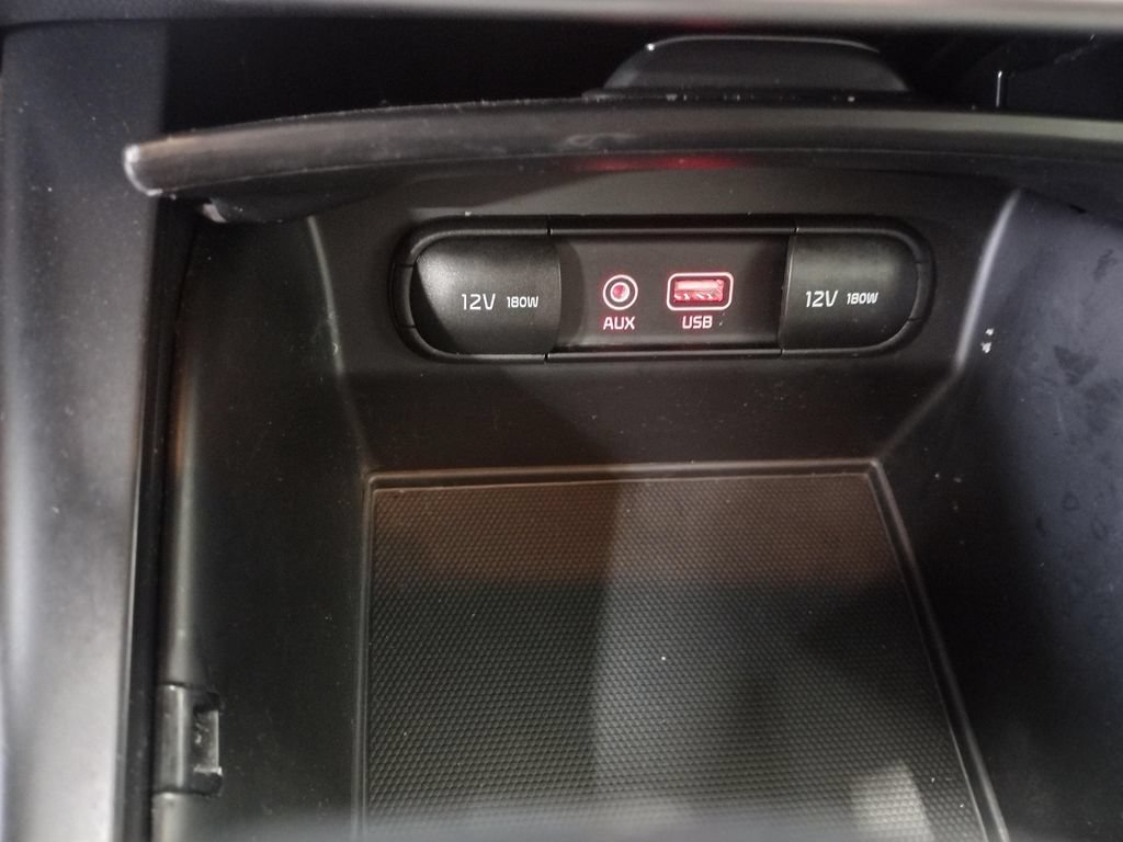 Used 2020 Kia Sorento S AWD/4WD image 25