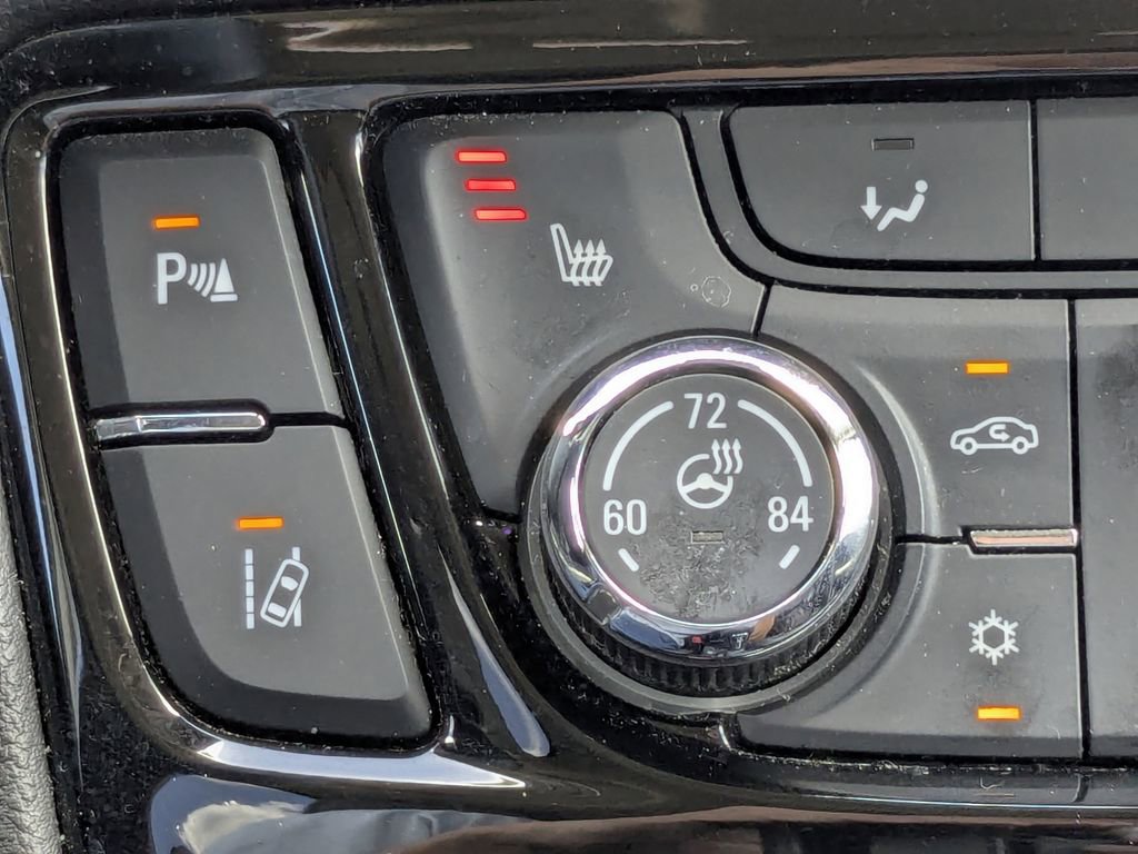 Used 2019 Buick Encore Essence w/ Safety Package II AWD/4WD image 28