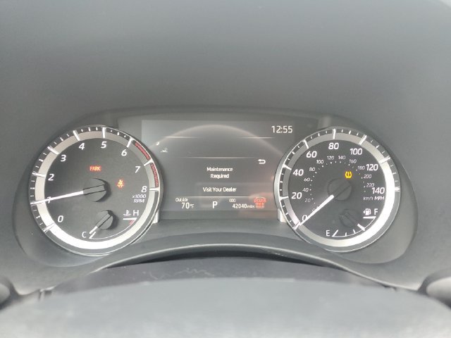 Used 2024 Toyota Highlander XLE AWD/4WD image 24