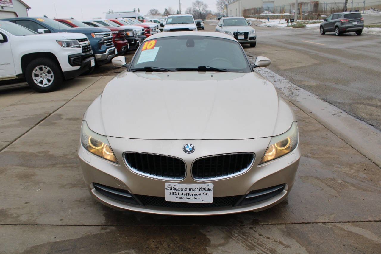 Used 2010 BMW Z4 sDrive30i image 2