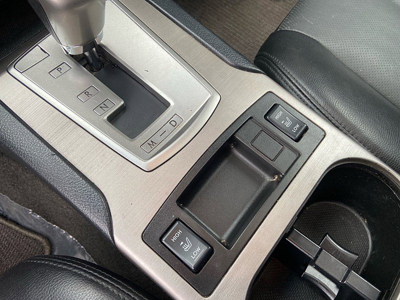 Used 2011 Subaru Outback 2.5i Limited w/ PWR Moonroof Pkg image 13