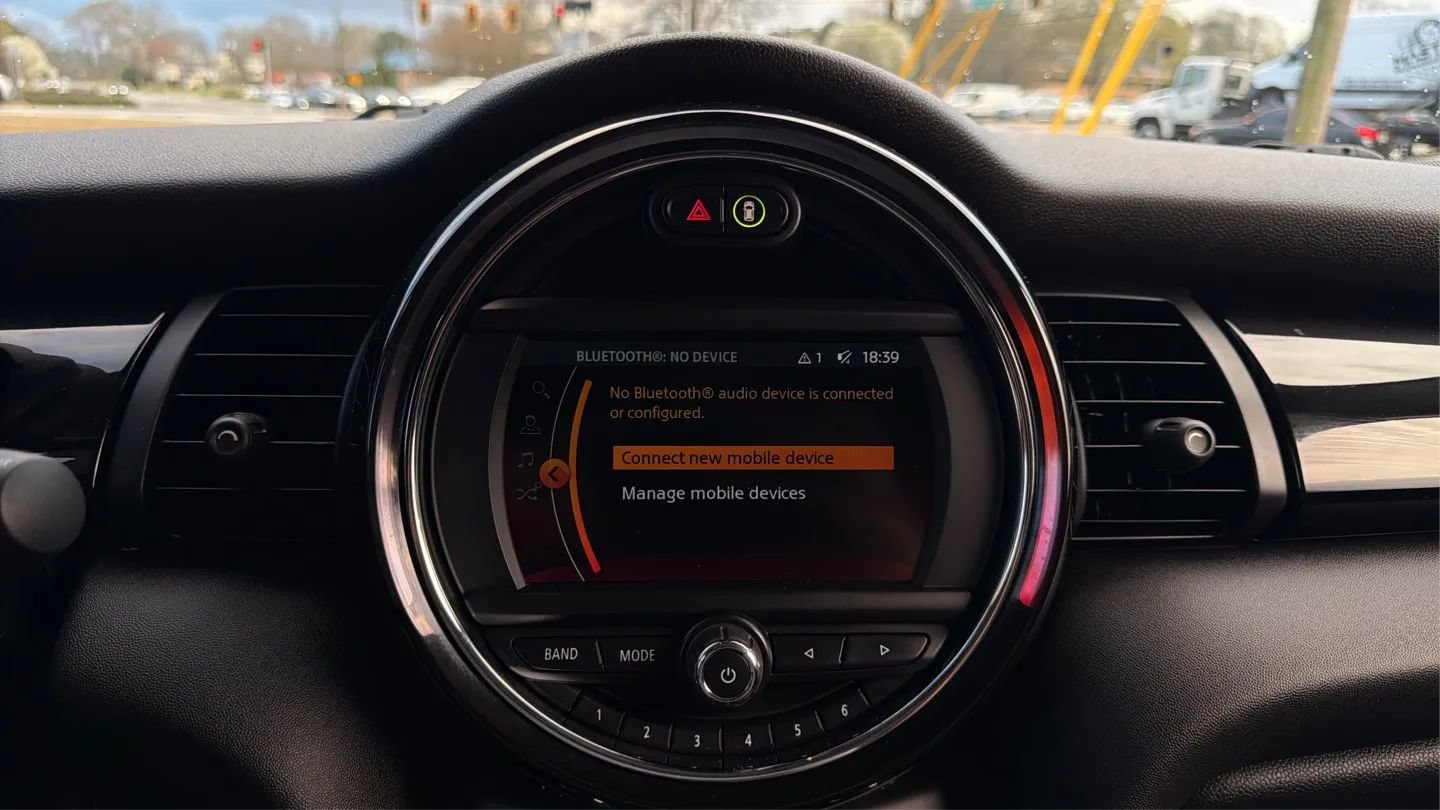 Used 2021 MINI Cooper S w/ Premium Package FWD image 34