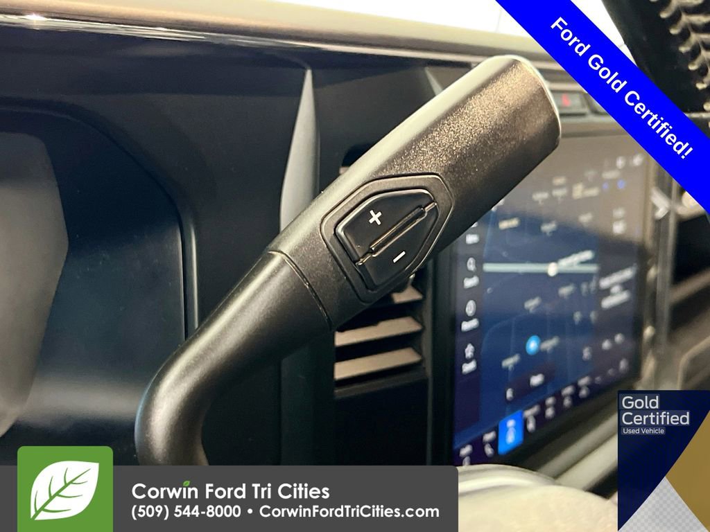 Used 2023 Ford F350 Lariat image 10